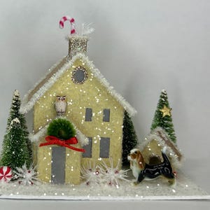 Merry Christmas &#39;Christmas Hound&#39; Holiday Display Glitter Putz House