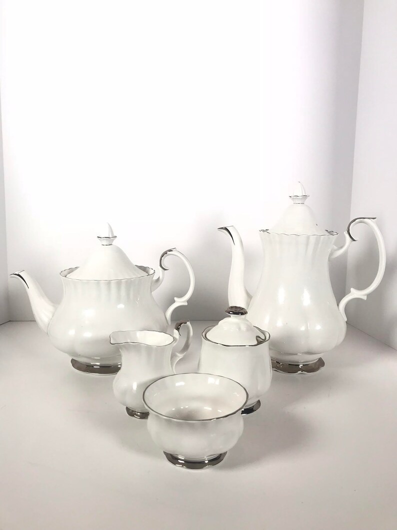 Dining Set Royal Albert Bone China Image 0
