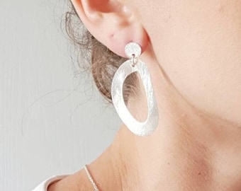 Déclaration forme abstraite boucles d’oreilles en argent / Boucles d’oreilles pendantes organiques / Boucles d’oreilles géométriques / Boucles d’oreilles en argent sterling / Déclaration moderne.