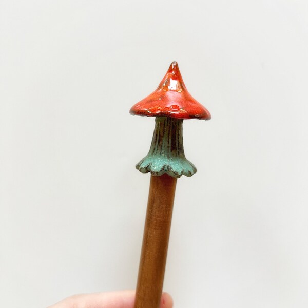 Mushroom Ceramic and Walnut Wooden Spoon, Length 10.6 in (27 cm), Diameter 2.5 in (6.5 cm)