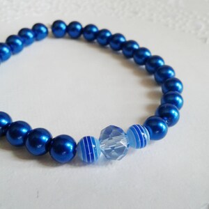 Blue pearl beaded bracelet, Blue stretchy bracelet, Beaded bracelets