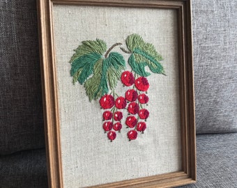 Vintage Crewel / Redcurrants / Crewel Art / Vintage Embroidery /Needlework / Wall Decor / Berries / Farmhouse