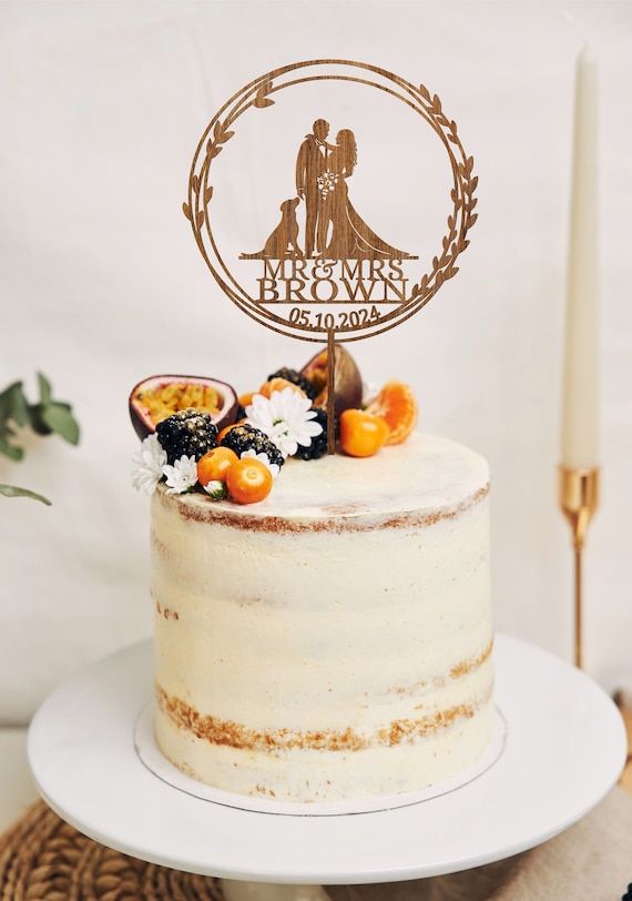 Boho Floral Wedding Cake Topper with Dog, Personalized Wreath Cake Topper with Labrador, Personalized Wedding  Topper, Cake Topper with Cat