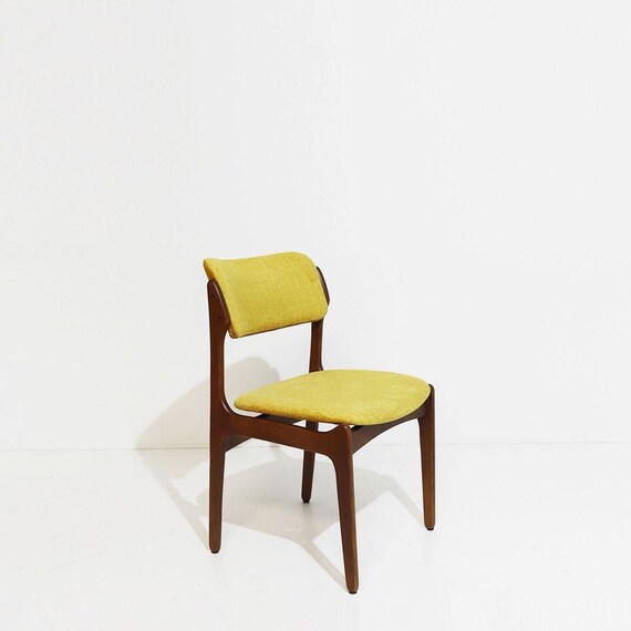 Chair Model 49 by Erik Buch / Chair in Ash Wood / Scandinavian