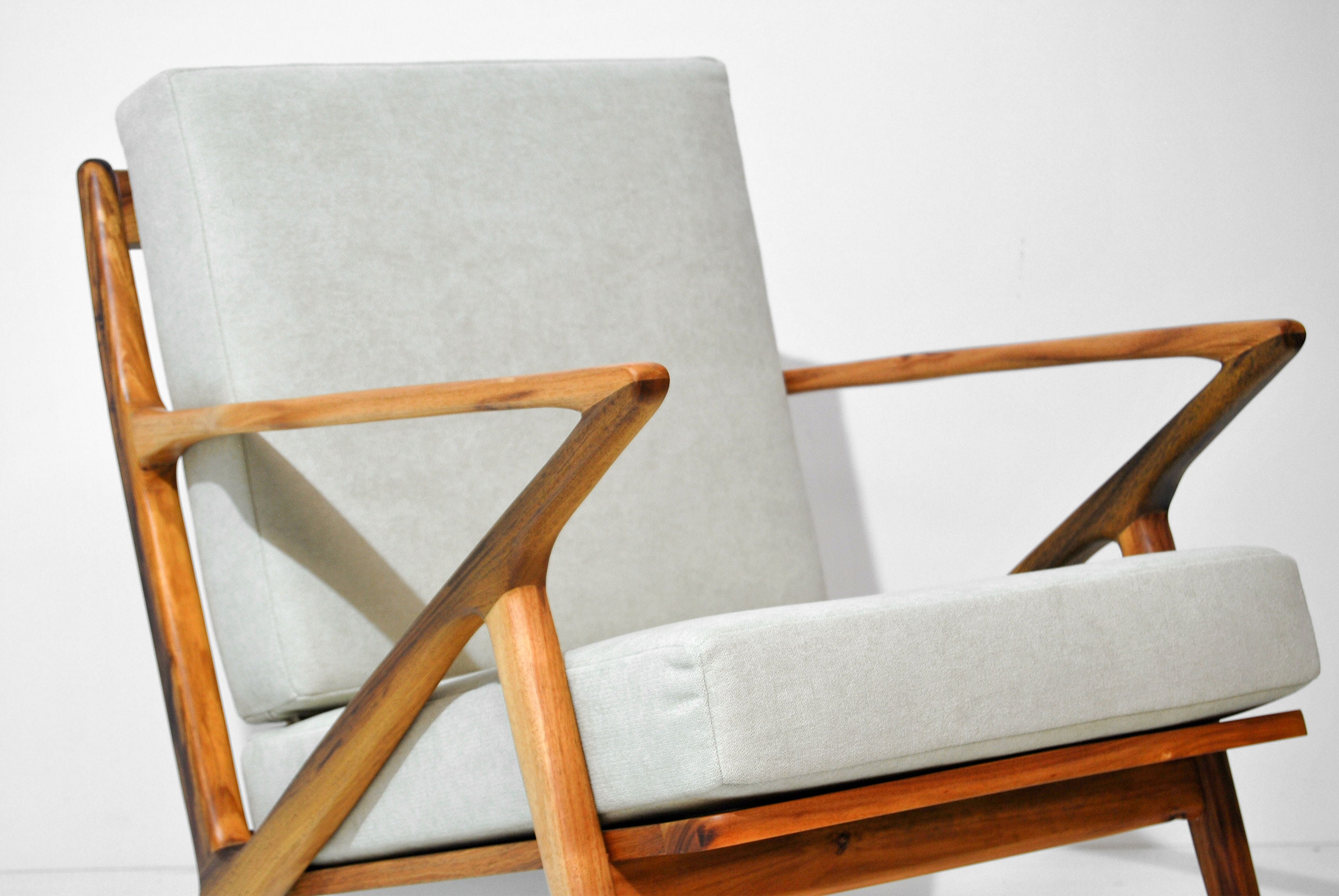 Mid Century Modern Armchair / Lounge Chair / Danish Style