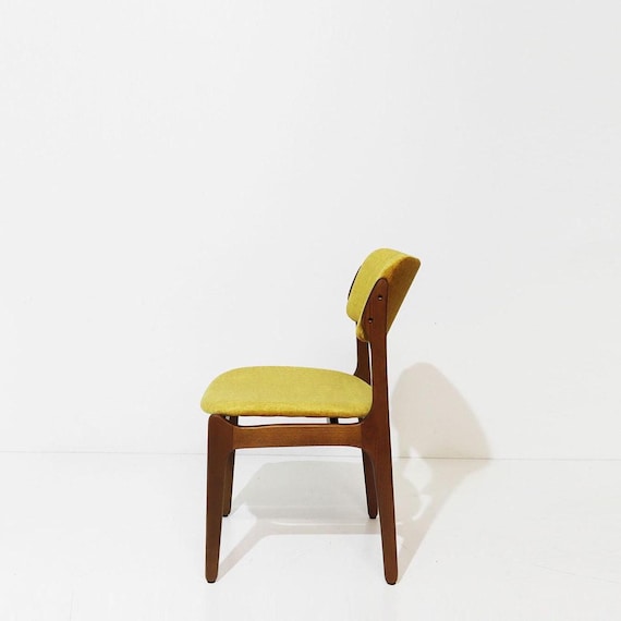 Chair Model 49 by Erik Buch / Chair in Ash Wood / Scandinavian
