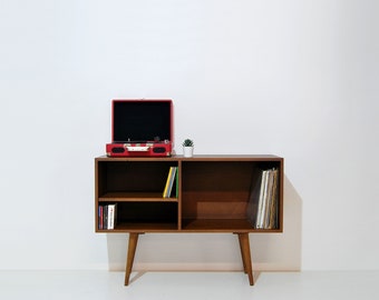 Vinyl Record Storage, Mid Century Modern Sideboard, Media Console, Record Cabine, Mid Century Furniture, Sandinavian Design, Retro