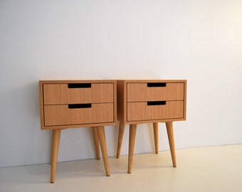 Par de mesitas de noche / Mesita de noche / Mesa auxiliar con dos cajones / Cómoda / Muebles de habitación / Escandinavo / Moderno de mediados de siglo / Retro