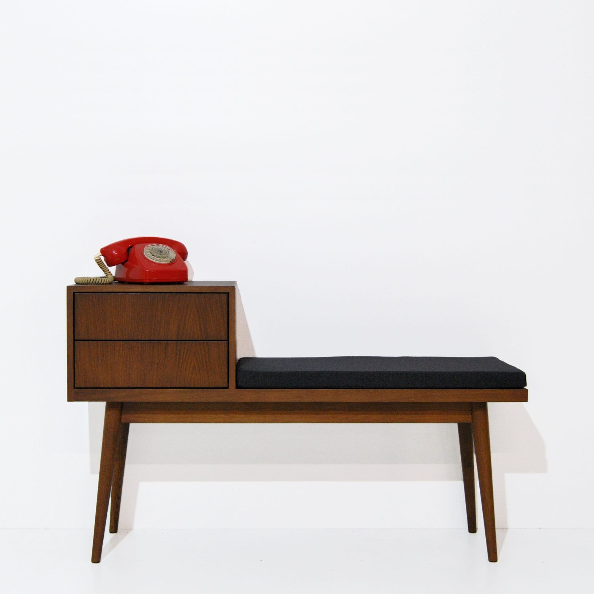 Mcm gossip bench hotsell
