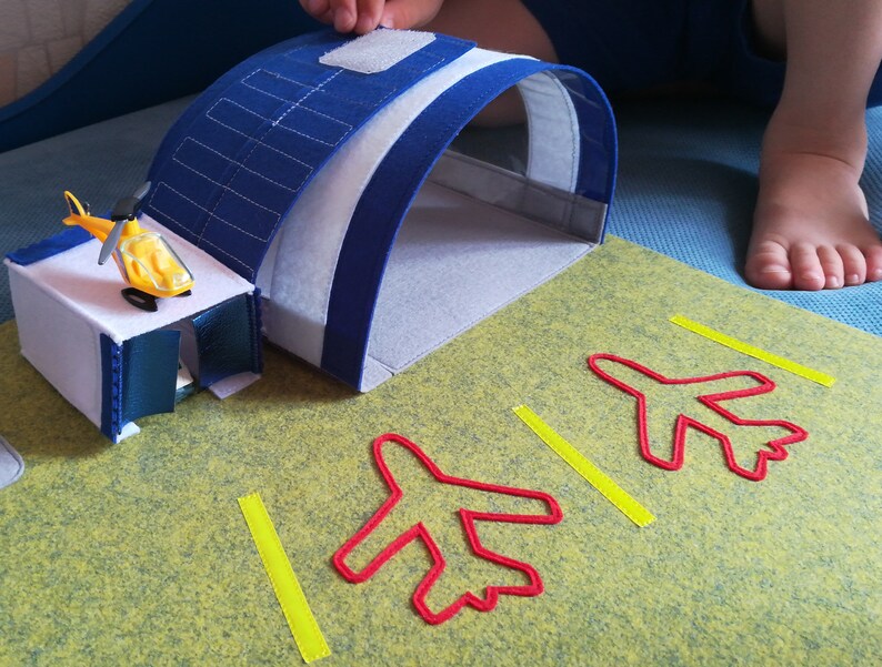 play-mat-airport-airport-playmat-airport-runway-car-play-etsy