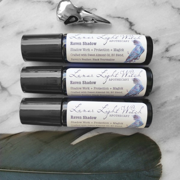 Raven Spirit Perfume | Shadow work | 10 ml Roller bottle | Protection | Magick | Sweet almond oil | Raven feather | black tourmaline