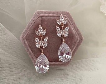 Bridal earrings stud Wedding earrings Wedding Earrings Rhinestone Earrings Crystal teardrop earrings bridal earrings studs Vintage earrings