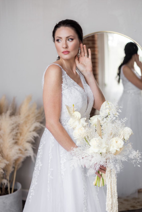 Bridal Veil 3m Wedding Veil for Bride White Lace Edge Long Cathedral Veil 1  Tier Drop Veil Bridal Tulle Hair Accessories