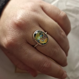 Multicoloured dichroic glass silver ring