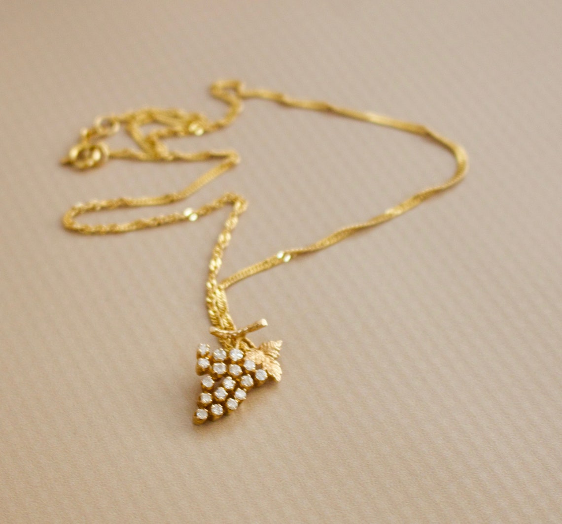 18k Solid Yellow Gold Grape Diamond Pendant With 18k Solid Gold Chain