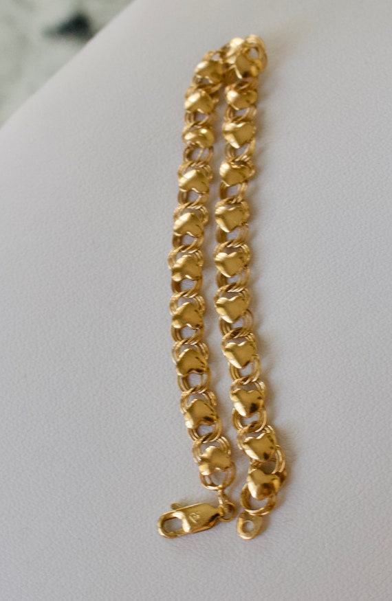 14k solid gold bracelet. Size 6.75