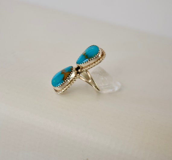 Exquisite, Handmade Arizona Turquoise Ring Set In… - image 3