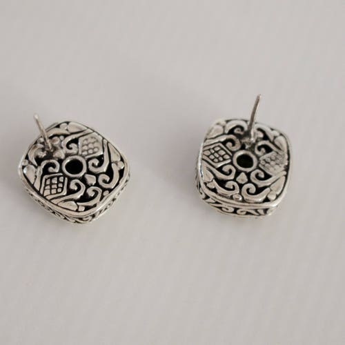 Handcrafted shops Silver and Peridot Earrings.