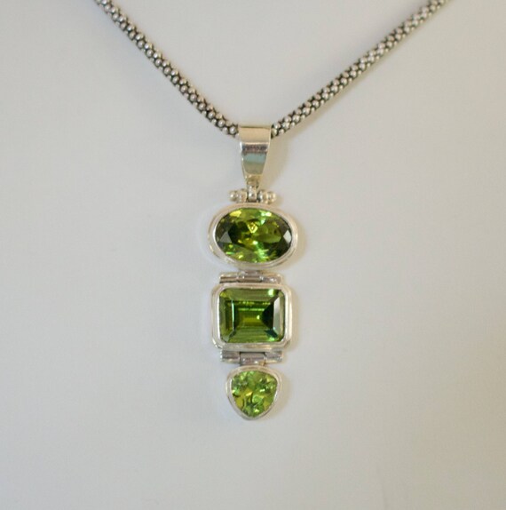 Peridot. Sterling Silver. Beautiful Peridot and Sterling Silver Pendant.