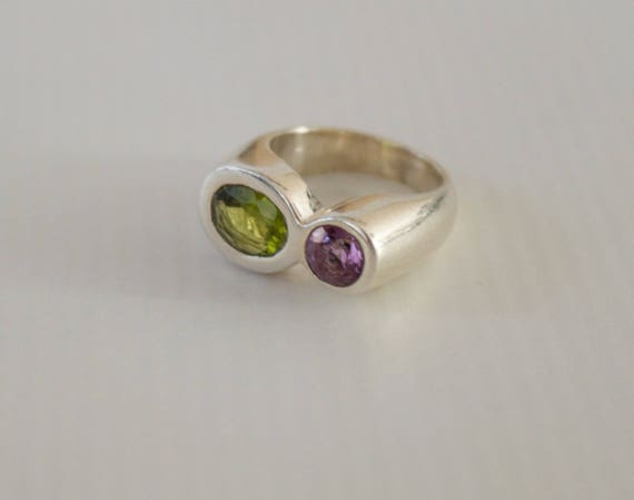 Elegant Sterling Silver with Genuine Peridot and … - image 1