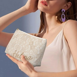 Bolsa diseño de encaje, color champagne, personalizados, regalos, recuerdos XV, damas de honor