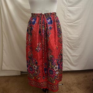 SDP 023, XS -L, skirt and dress in one. Khmer, Thai, Lao, Asian skirt, Made in Cambodia, Khmer product. Cambodian product. Elastic stretch