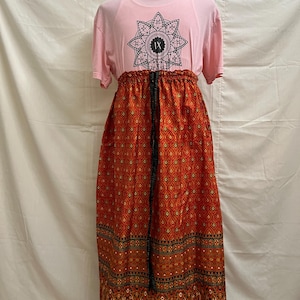 SDP 022, XS -L, skirt and dress in one. Khmer, Thai, Lao, Asian skirt, Made in Cambodia, Khmer product. Cambodian product. Elastic stretch