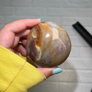 Chubby Round Autumnal Warm Toned Ocean Jasper Polished Palmstone