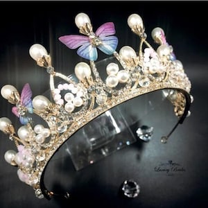 Elegant Butterfly Wedding Tiara with Swarovski Crystals and Pearls, Beaded Wedding Tiara, Crown With Pearls, Pearl Hair Accessories