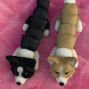 コーギーコレクター向け - 3Dプリントカーディガン＆ペンブロークの置物 - デスクデコレーションまたはキーホルダー - コーギーファンへのギフト
