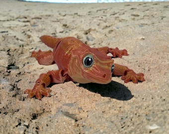 Whimsical 3D Printed Gargoyle Gecko Figurine – Hand-Painted Eyes & Reptilian Charm