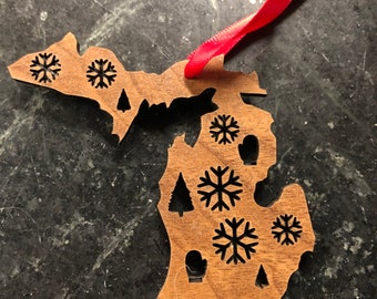 Walnut Michigan Winter Christmas Ornament