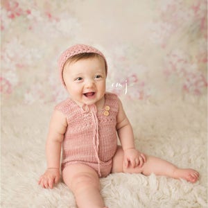 Sam Sitter Romper and Bonnet Knitting Pattern, Knit Sitter Prop Pattern, PDF, Sitter romper, sitter bonnet, knit photography prop pattern