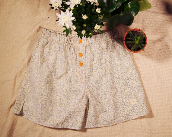 calcon man cotton fabric upcykey white small flowers yellow green leaf