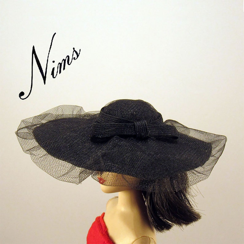 black hat with netting