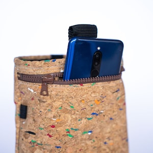 cork climbing chalk bag with the pocket for mobile