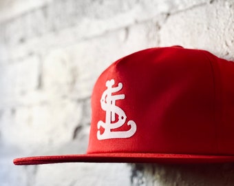 Vintage U.I.I. St. Louis Cardinals MLB Hat (NWT) - collectibles