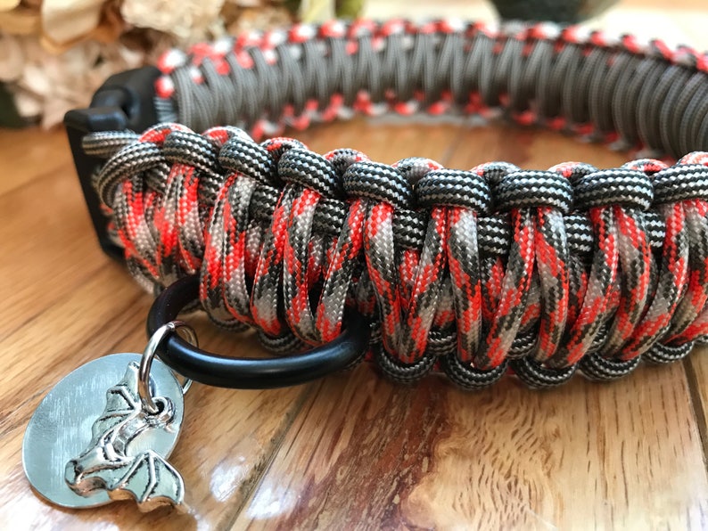 Paracord Dog Collar, Nonadjustable Collar, King Cobra Design, Dog