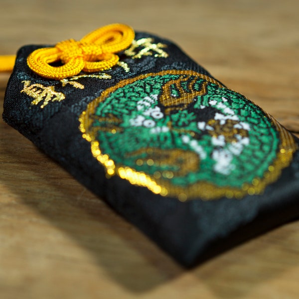 OMAMORI Japanese Charm for PROTECTION * shir-pro-1