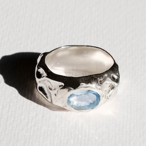 Wax casting silver ring, handcrafted with Blue Topaz, handmade silver chunky ring