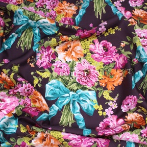 Liberty of London (tessuto twill di seta) - bouquet con fiocchi, collezione Bridgerton, 50 cm