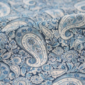 Liberty of London (Tana Lawn Fabric) - LEE MANOR BLAU - 50 cm