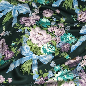 Liberty of London (tessuto di raso di seta) - Bouquet di fiocchi della collezione Bridgerton - 50 cm