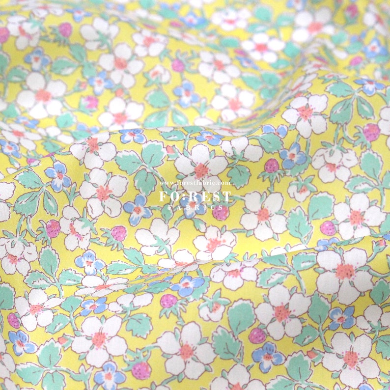 Liberty of London Tana Lawn Fabric Paysanne Blossom 50cm Etsy.de