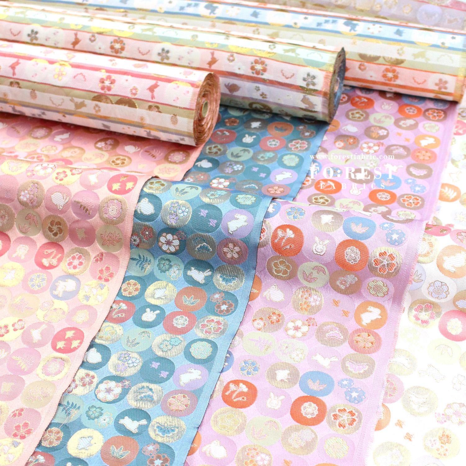 KINRAN COLLECTION 花柄座布団 約60cm60cm×15cm Gold Brocade - Sakura Rabbit Moon Japanese Style KINRAN Fabric