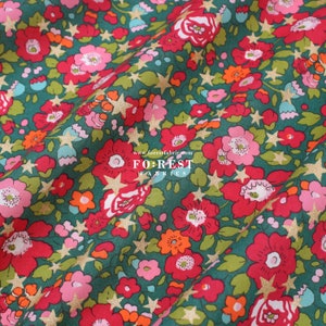 Liberty of London (Cotton Tana Lawn Fabric) - Betsy Star C GREEN - 50cm