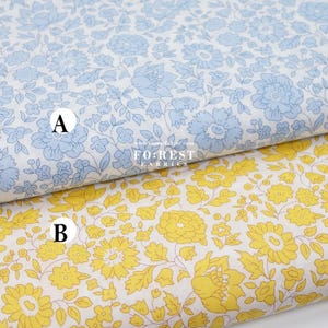 Liberty of London (tessuto di cotone Tana Lawn) - Danjo Sky The Floral Journey - 50 cm