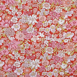 Liberty of London (Tessuto di cotone Tana Lawn) - Anno del serpente Mystery Meadow A - 50 cm