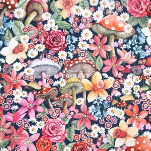 Liberty of London (Tessuto di cotone Tana Lawn) - CURIOUS LAND NAVY - 50 cm