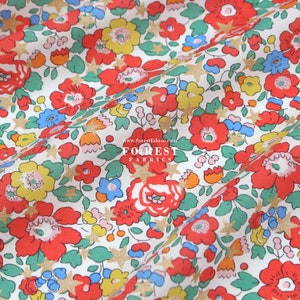 Liberty of London (Tessuto di cotone Tana Lawn) - Betsy Star B CREMA - 50 cm